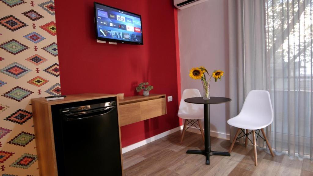 טיראנה Koni'S Studio Apartments מראה חיצוני תמונה
