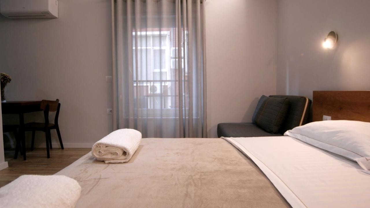 טיראנה Koni'S Studio Apartments מראה חיצוני תמונה