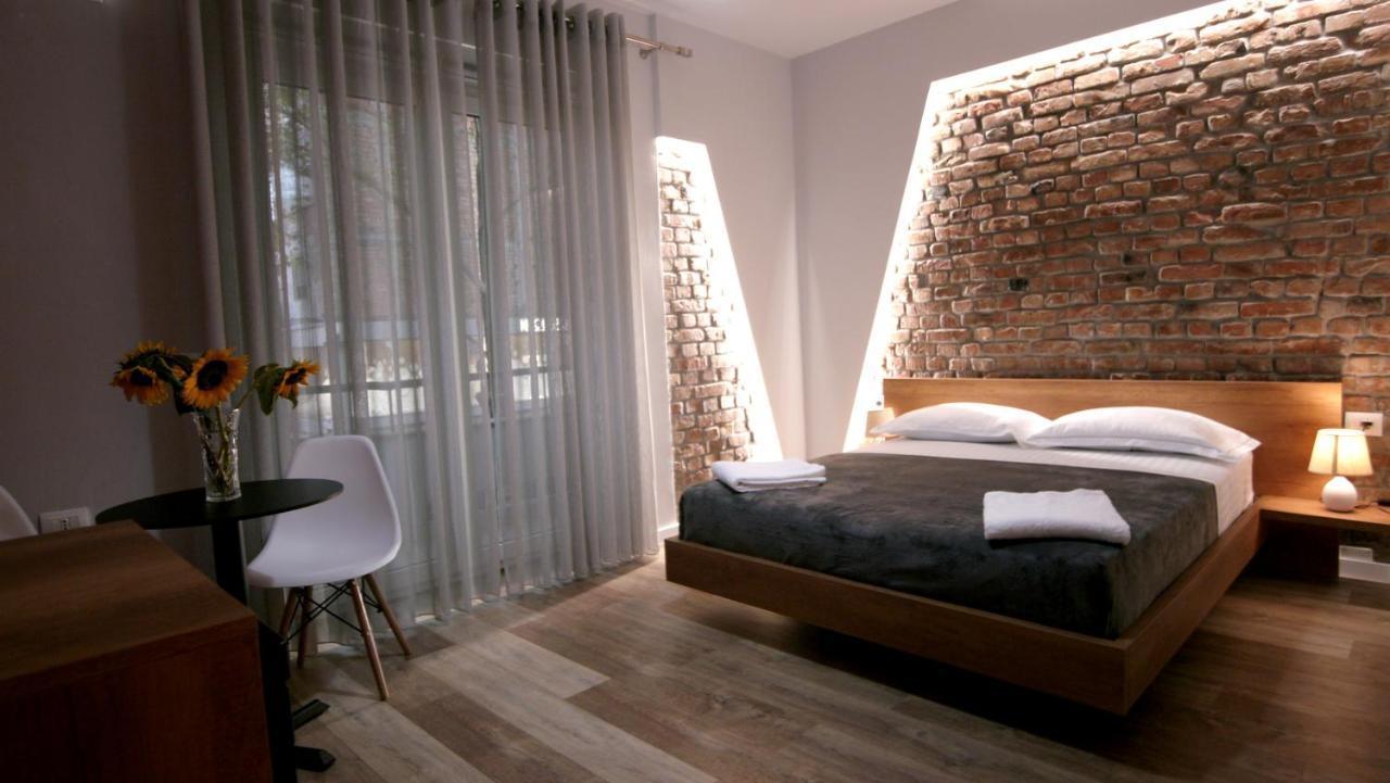 טיראנה Koni'S Studio Apartments מראה חיצוני תמונה